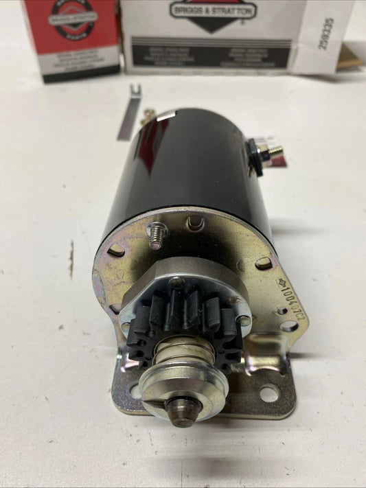 Genuine OEM  Briggs & Stratton STARTER MOTOR 497595