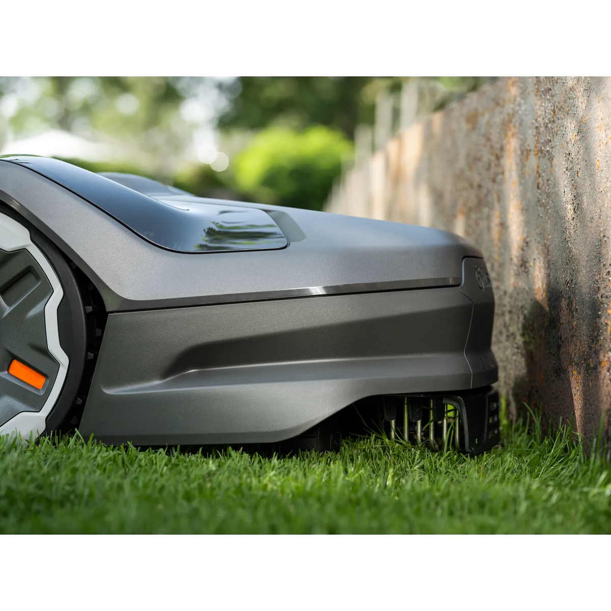 Husqvarna Automower 305E NERA - additional view